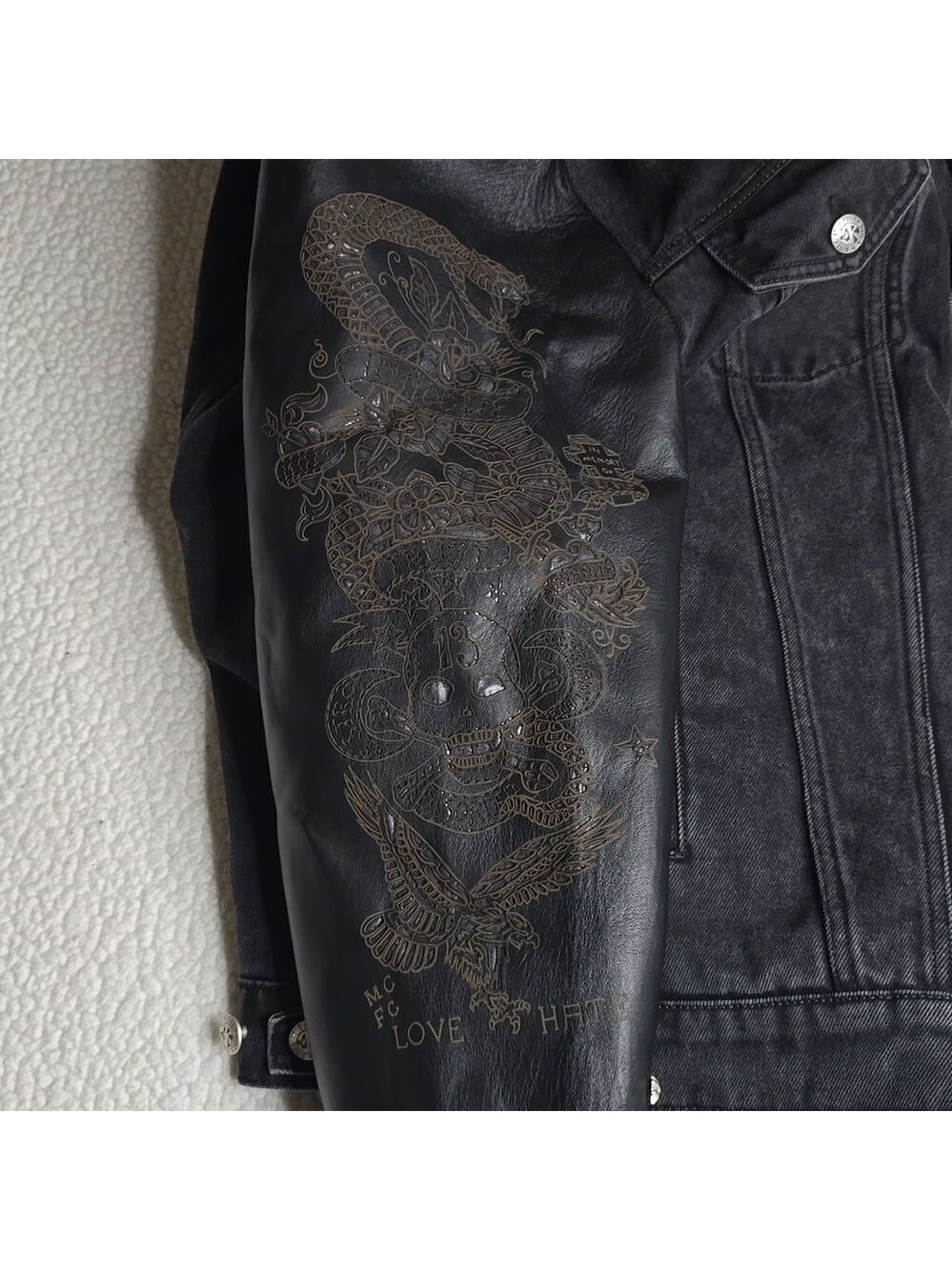 John Richmond - Denim and Laser Cut Leather Jacket in Black Large - Picture 14 of 16